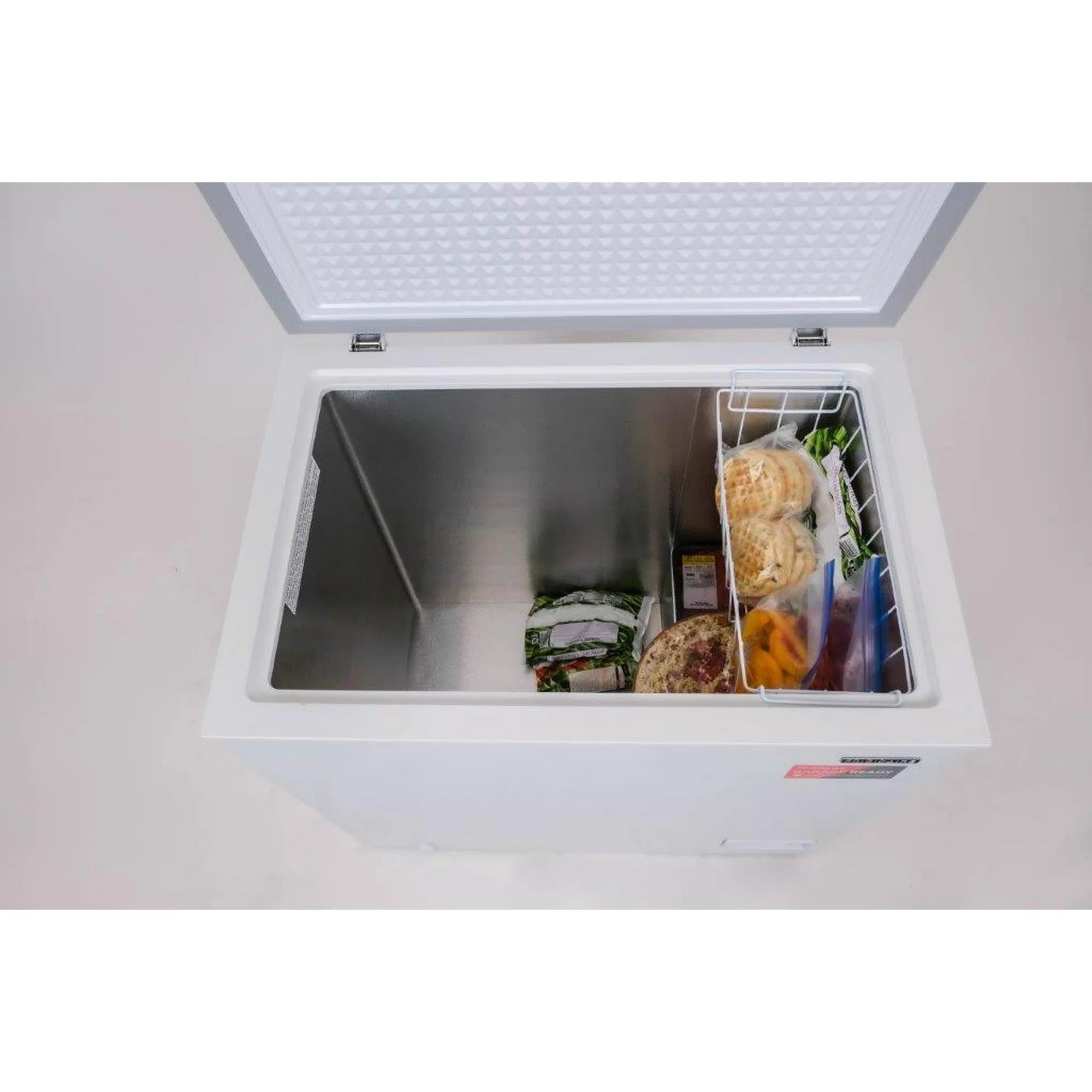 Frigidaire 7.0 Cu. ft. Chest Freezer, EFRF7003, White