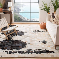 SAFAVIEH Studio Leather Collection 5' x 8' Ivory / Black STL515A Handmade Mid-Century Modern Leather Area Rug